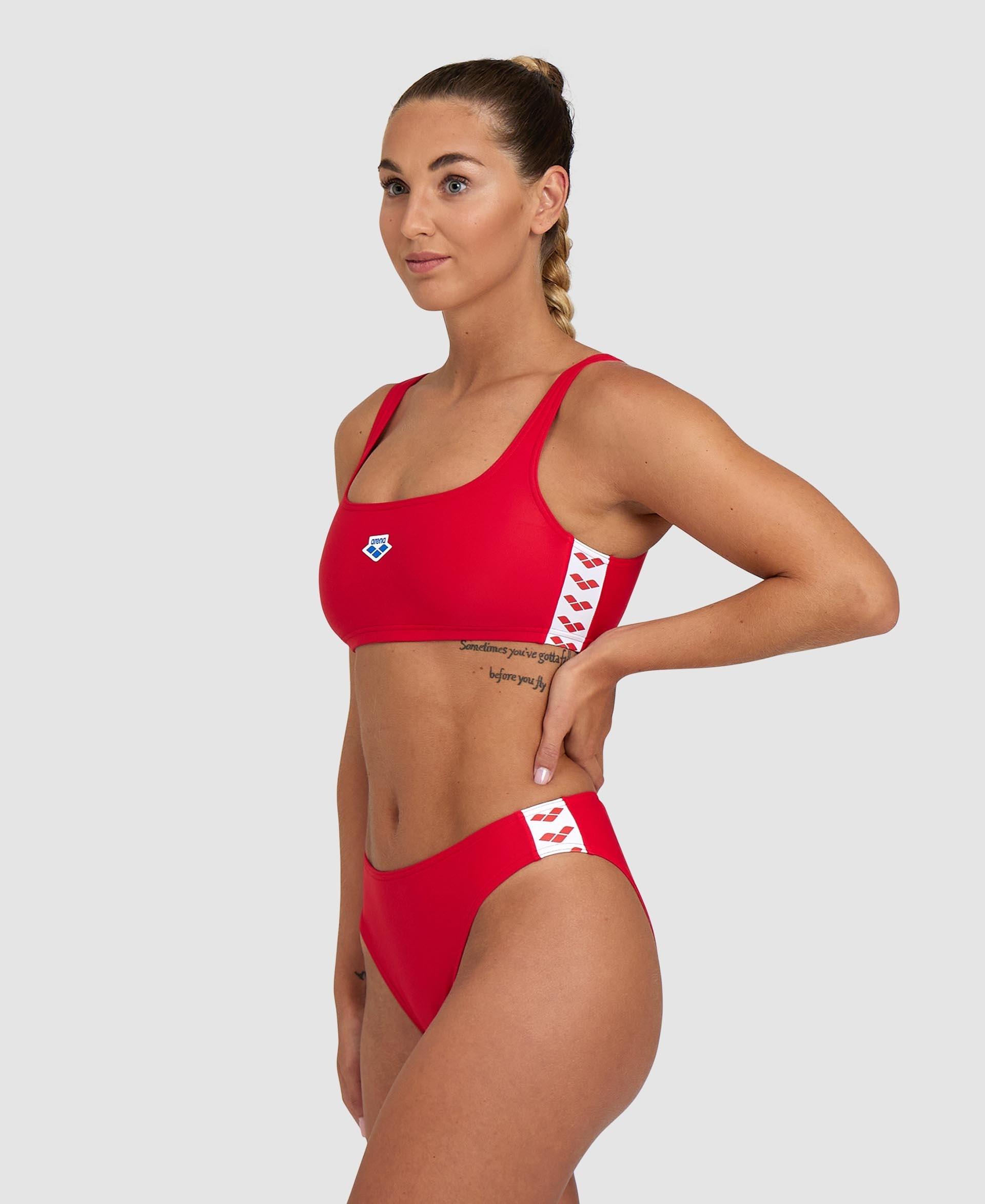 Hoe lijn Jaar Women's arena Icons Two-Piece Swimsuit Solid